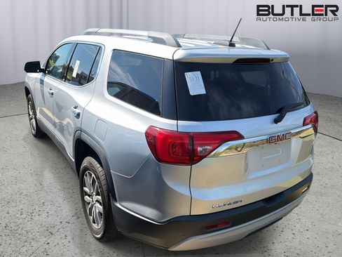 Used 2019 GMC Acadia SLE FWD image 10