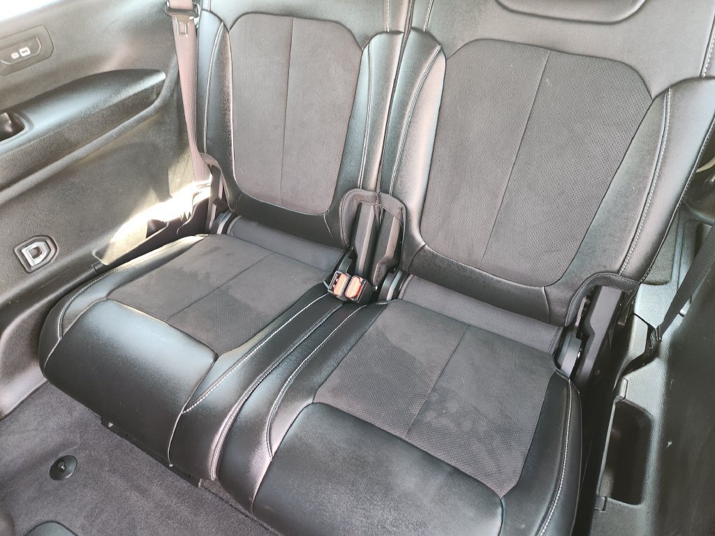 Used 2023 Jeep Grand Cherokee L Laredo AWD/4WD image 27