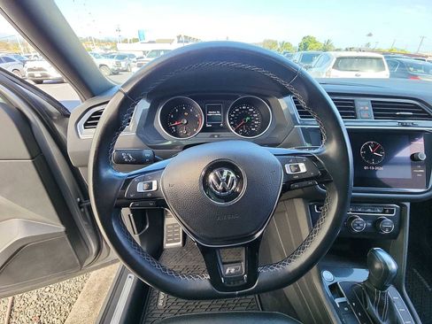 Used 2021 Volkswagen Tiguan SE R-Line w/ 3rd Row Seat Package image 15