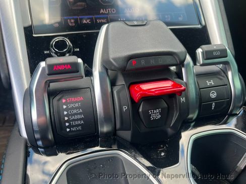 Used 2019 Lamborghini Urus AWD/4WD image 22