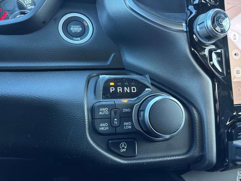 Used 2025 RAM 1500 Big Horn AWD/4WD image 13