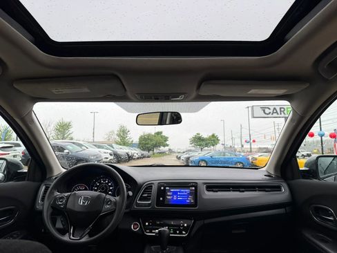 Used 2018 Honda HR-V EX image 25