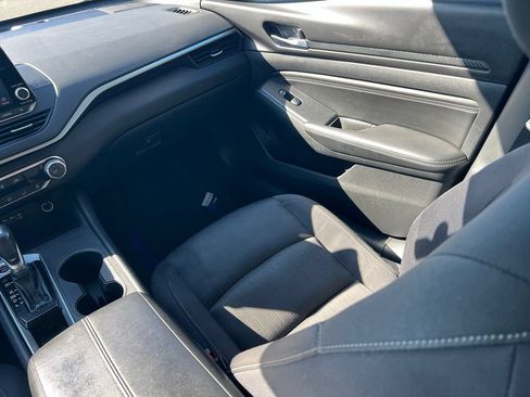 Used 2019 Nissan Altima 2.5 S FWD image 15