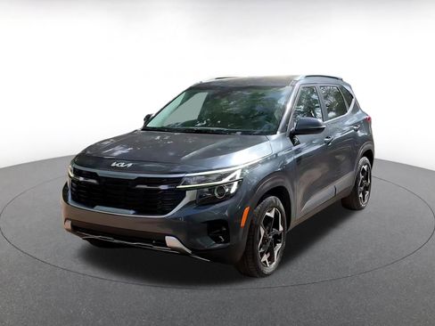 Used 2025 Kia Seltos S image 7