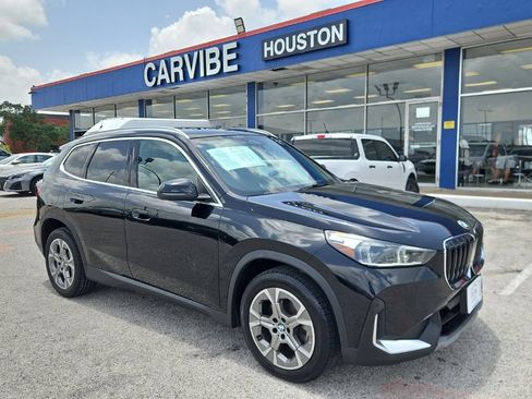 Used 2023 BMW X1 xDrive28i AWD/4WD image 1