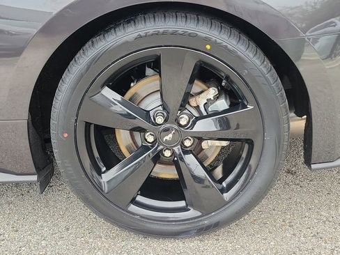 Used 2022 Ford Mustang GT Premium w/ Black Accent Package image 6