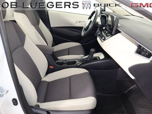 Used 2026 Toyota Corolla LE FWD image 18