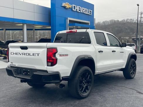 Used 2023 Chevrolet Colorado Trail Boss w/ LPO, Dark Essentials Package image 7