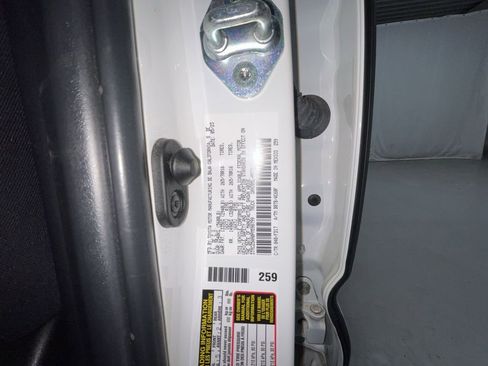 Certified 2023 Toyota Tacoma TRD Off-Road image 26