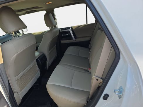 Used 2022 Toyota 4Runner SR5 Premium w/ Moonroof Package AWD/4WD image 14