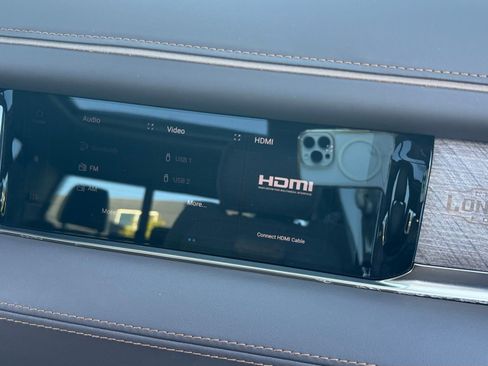 Used 2025 RAM 1500 Limited w/ Bed Utility Group image 27