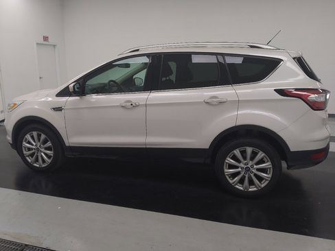 Used 2017 Ford Escape Titanium AWD/4WD image 3