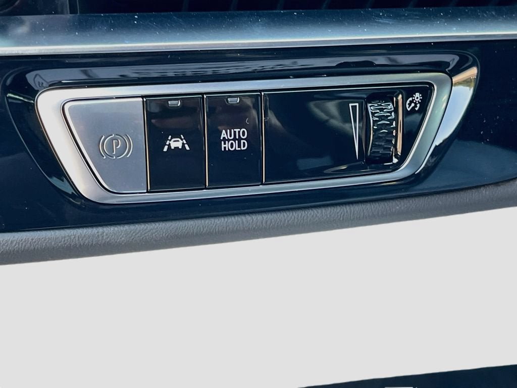 New 2027 Cadillac Lyriq Sport RWD image 19