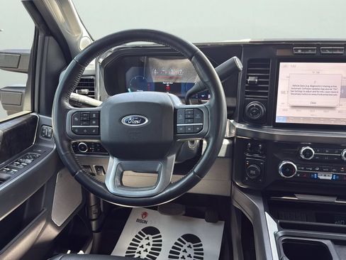 Used 2024 Ford F250 Lariat w/ Lariat Ultimate Package AWD/4WD image 12