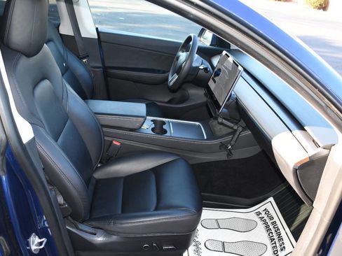 Used 2021 Tesla Model Y 2WD image 24