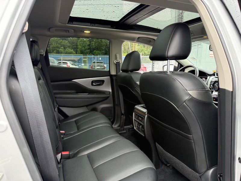 Used 2021 Nissan Murano SL w/ SL Moonroof Package FWD image 11