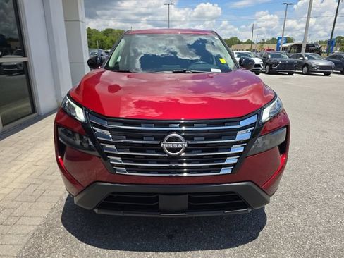 Used 2026 Nissan Rogue S FWD image 2