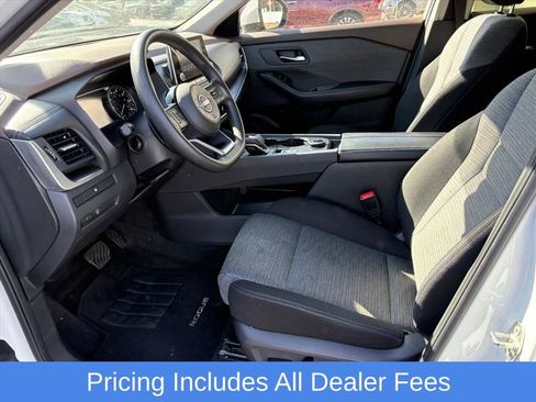 Used 2023 Nissan Rogue SV AWD/4WD image 17