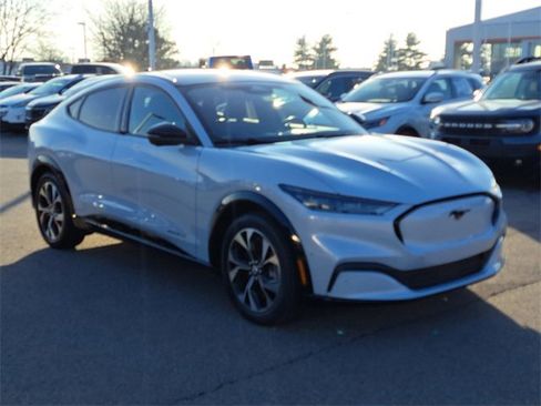 Certified 2023 Ford Mustang Mach-E Premium image 7