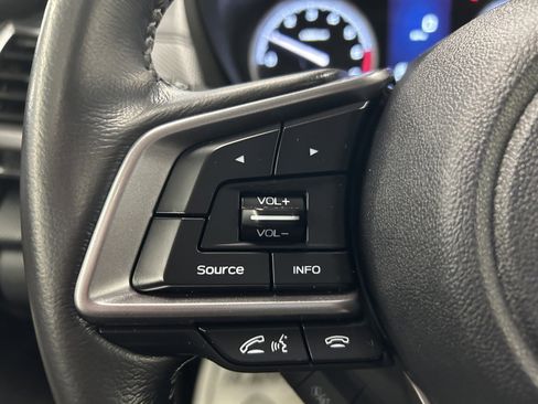 Used 2022 Subaru Forester Premium image 22