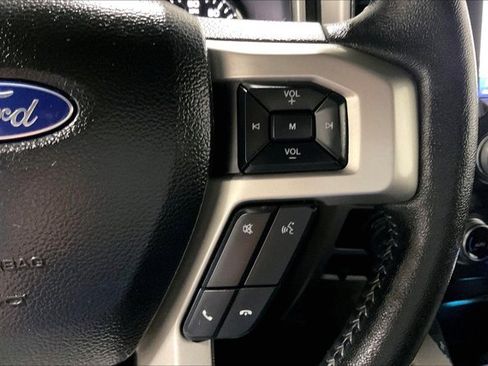 Used 2020 Ford F150 Lariat w/ Equipment Group 502A Luxury AWD/4WD image 19