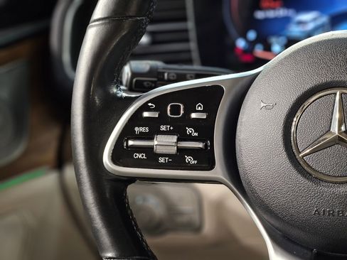 Used 2021 Mercedes-Benz GLE 350 4MATIC image 28