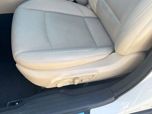 Used 2019 Subaru Outback 3.6R Limited image 25