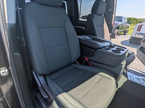 Used 2025 Chevrolet Silverado 2500 LT w/ Convenience Package AWD/4WD image 21