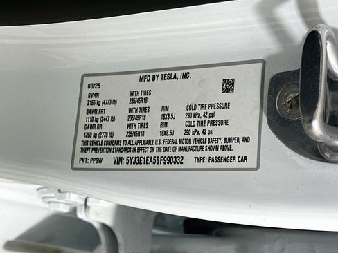 Used 2025 Tesla Model 3 Long Range RWD image 11