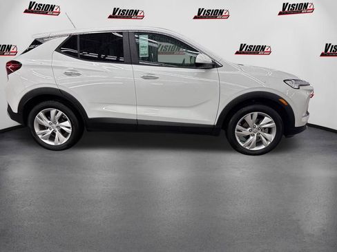 Used 2024 Buick Encore GX Preferred w/ Comfort Package FWD image 4