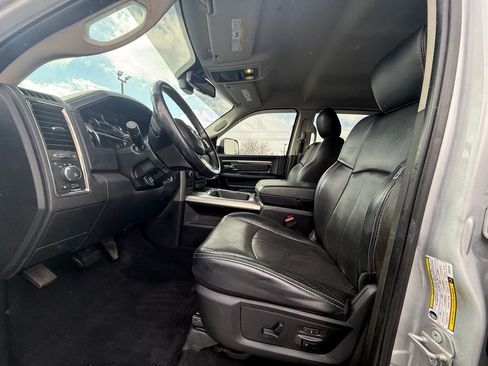 Used 2018 RAM 2500 Laramie w/ Sport Appearance Group image 17