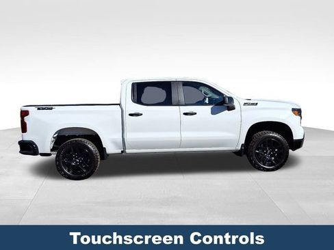 Used 2024 Chevrolet Silverado 1500 Custom Trail Boss w/ Dark Appearance Package image 9