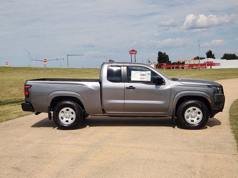 New 2026 Nissan Frontier S w/ Tow Package image 7