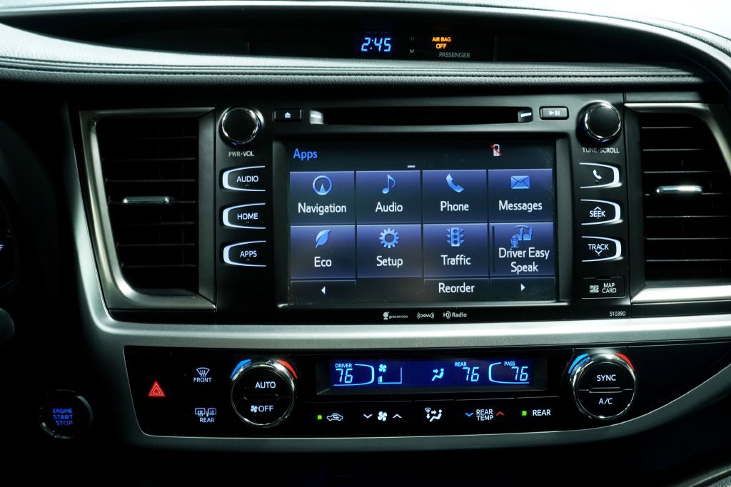 Used 2019 Toyota Highlander SE AWD/4WD image 20
