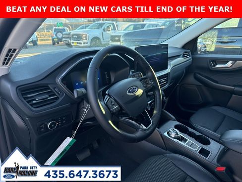 New 2026 Ford Escape SE w/ Class II Trailer Tow Package image 5