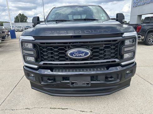 Used 2024 Ford F250 XLT w/ XLT Premium Package AWD/4WD image 9
