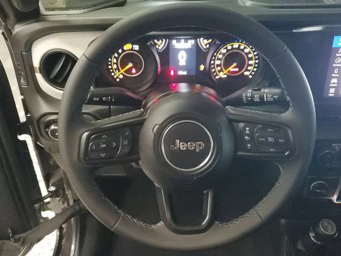Used 2026 Jeep Wrangler Unlimited Sport AWD/4WD image 28
