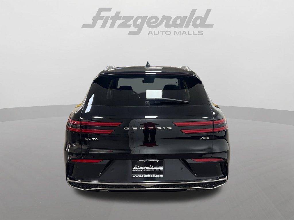 Used 2026 Genesis GV70 2.5T AWD/4WD image 4