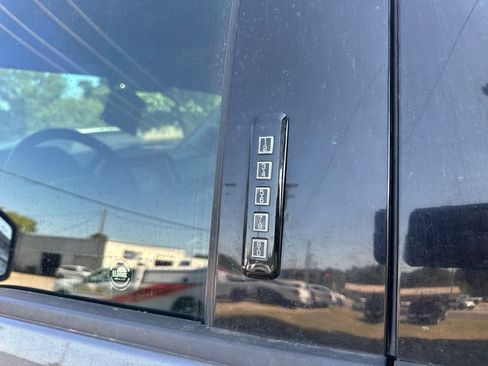 Used 2020 Ford F150 XLT w/ Equipment Group 302A Luxury AWD/4WD image 8