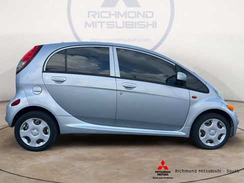 Used 2012 Mitsubishi i ES RWD image 2