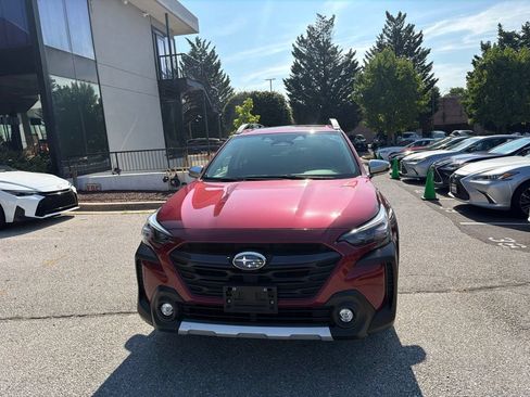 Used 2025 Subaru Outback Touring XT AWD/4WD image 2