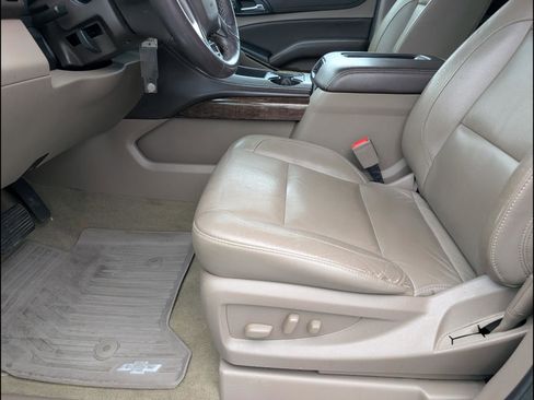Used 2019 Chevrolet Tahoe LT RWD image 10