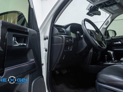 Used 2023 Toyota 4Runner TRD Off-Road Premium w/ Moonroof Package image 10