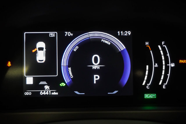 Certified 2025 Lexus UX 300h FWD w/ Accessory Package (Z2) image 12