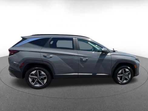 Used 2025 Hyundai Tucson SEL AWD/4WD image 16