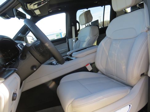 New 2026 Jeep Grand Wagoneer Summit w/ Rear Seat Video Group I image 20