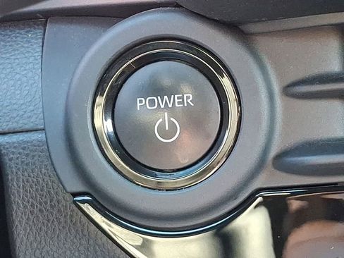 Used 2023 Toyota Crown XLE image 24