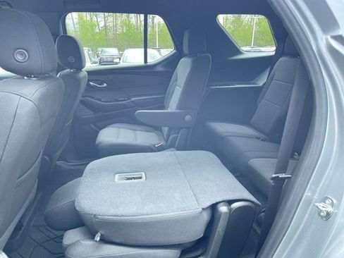 Certified 2023 Chevrolet Traverse LT w/ LPO, Floor Liner Package AWD/4WD image 23
