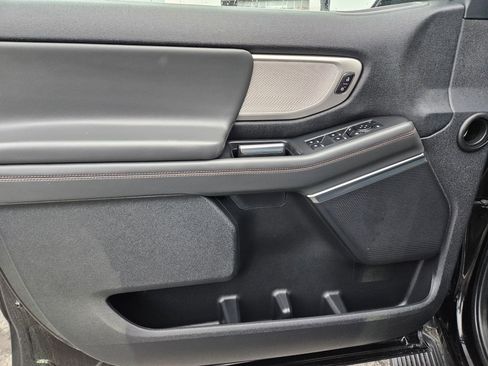 Used 2025 Ford Expedition Max Active AWD/4WD image 15