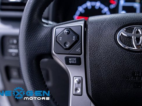 Used 2021 Toyota 4Runner SR5 Premium image 19